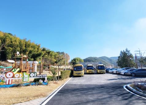 그림입니다.

원본 그림의 이름: 실외 환경개선 사진 3.jpg

원본 그림의 크기: 가로 1400pixel, 세로 1050pixel